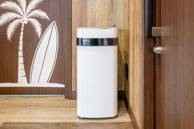 空気清浄機（エアドック）