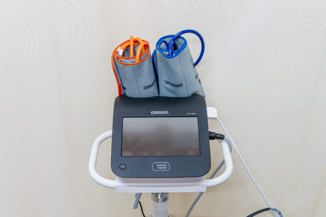 血圧脈波検査装置（HBP-8000）